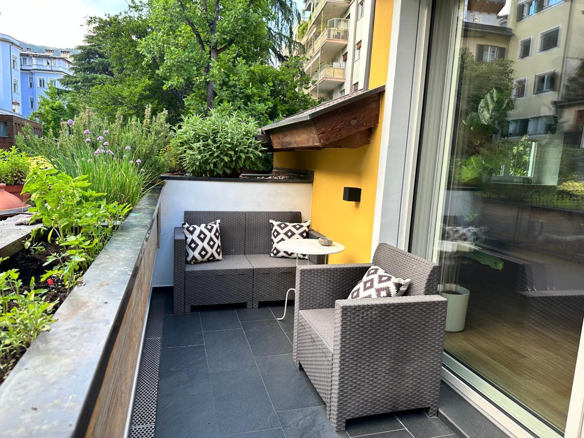 Apartment Obstplatz - Free Parking Included Bozen Exterior foto